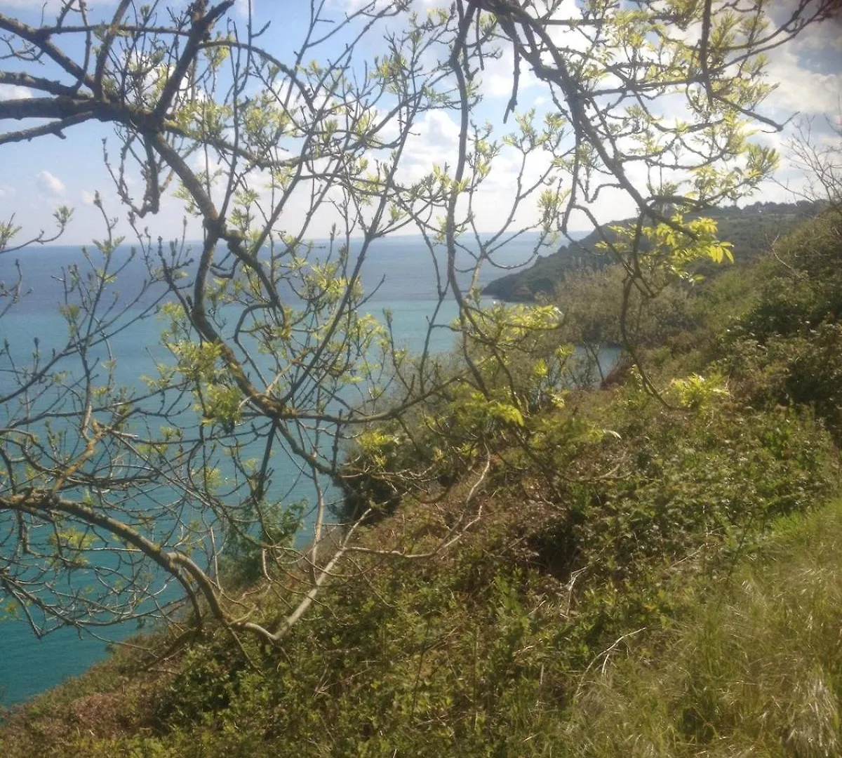 Charmant Cocon Breton Proche Plage, Gr34, Parking Pordic
